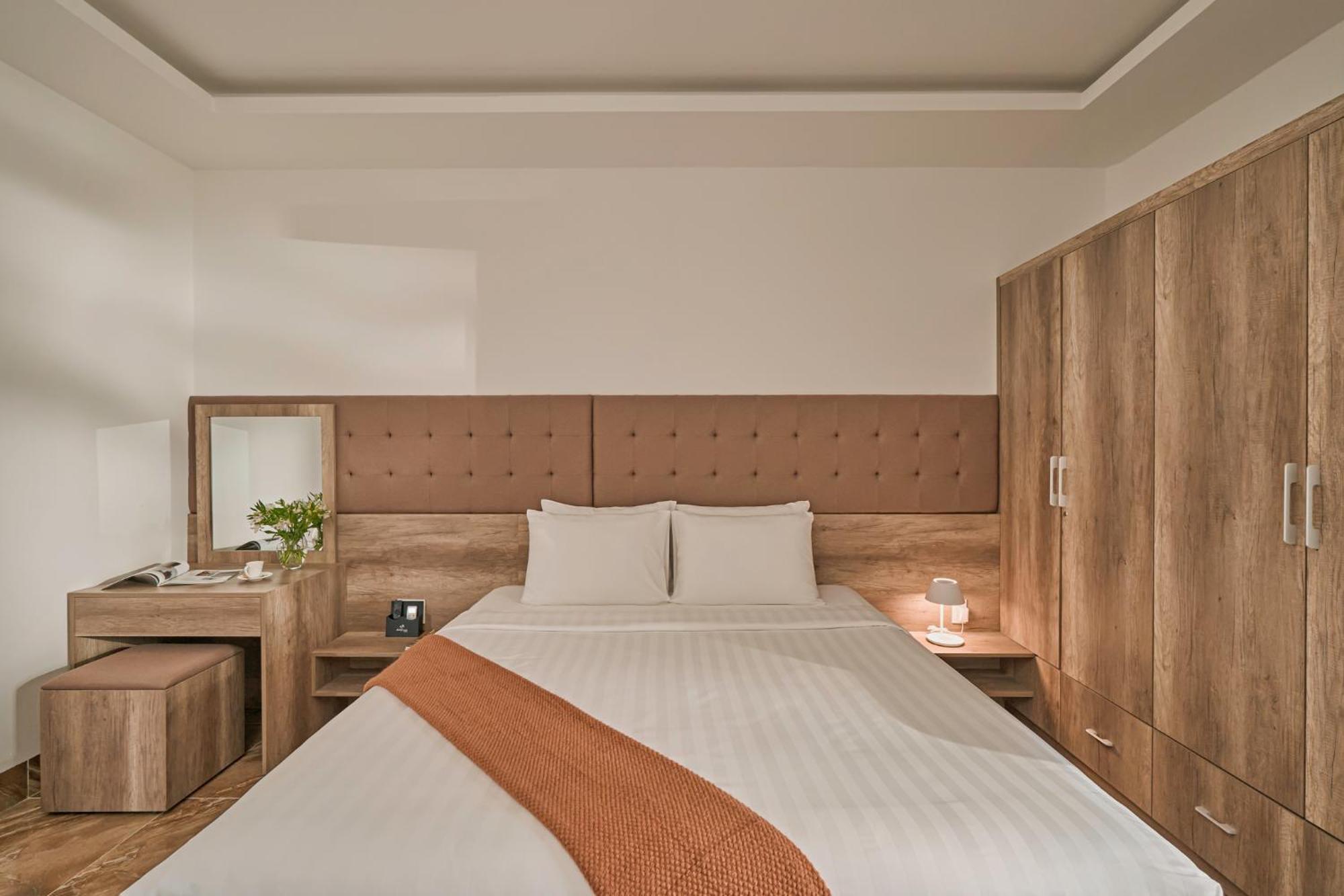דה לאט California Hotel מראה חיצוני תמונה
